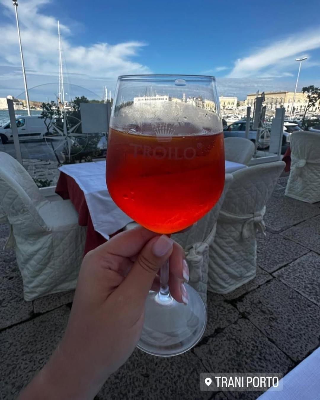 La Finestra Sul Porto Lägenhet Trani Exteriör bild